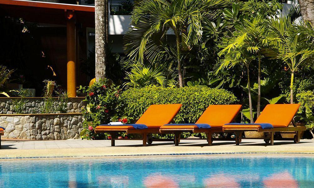 Safari Beach Hotel Patong Exterior foto